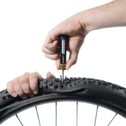 Lezyne Tubeless Insert Kit-Zwart -Speciaalzaak Voor Fietsonderdelen 1 mt tblskit v1 3 medium