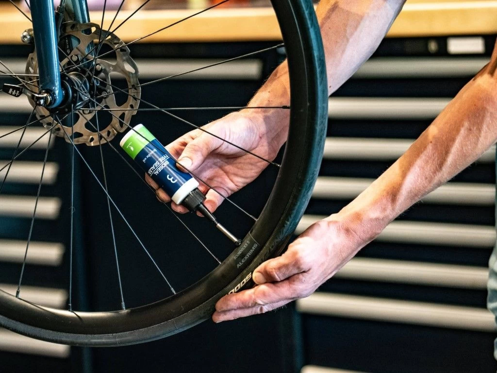 BBB BTI-180 BioSeal Tyre Sealer 5 BBB BTI-180 BioSeal Tyre Sealer - Afbeelding 3