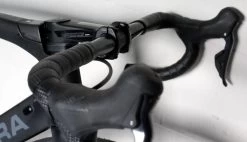 Carrera AR-01 Disc Superoffer -Speciaalzaak Voor Fietsonderdelen 7061255287038 5 medium 1