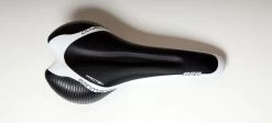 Selle San Marco Era Protek Zadel-Zwart-Wit-277x135 7 Selle San Marco Era Protek Zadel-Zwart-Wit-277x135 -Speciaalzaak Voor Fietsonderdelen 7061259697505 3 medium