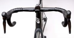 Brixia Alata Disc Custom Racefiets -Speciaalzaak Voor Fietsonderdelen brixia alata 8 medium